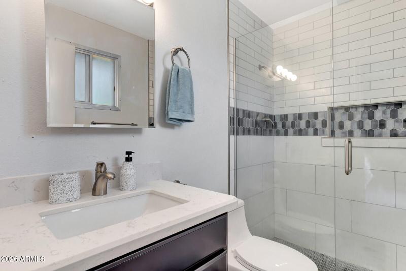 29_1524_E_Broadmore_Drive__29_mls