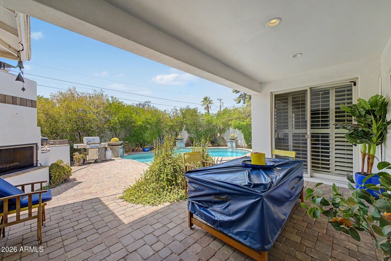 Private Pool & Outdoor Space