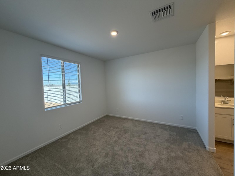 010 Primary Suite