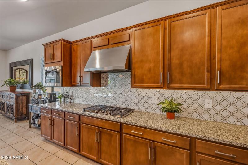 GOURMET KITCHEN