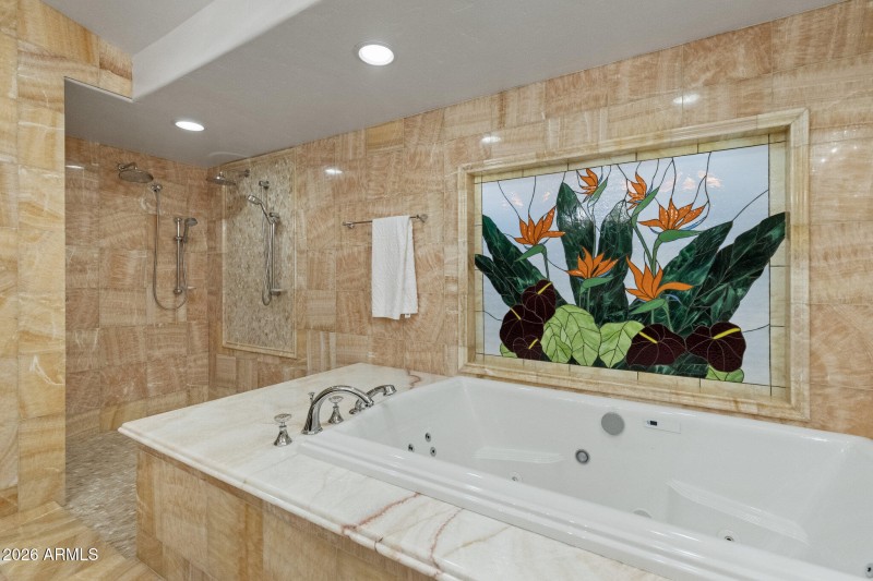 361 RIVERFRONT - BATH SHOWER PHOTO