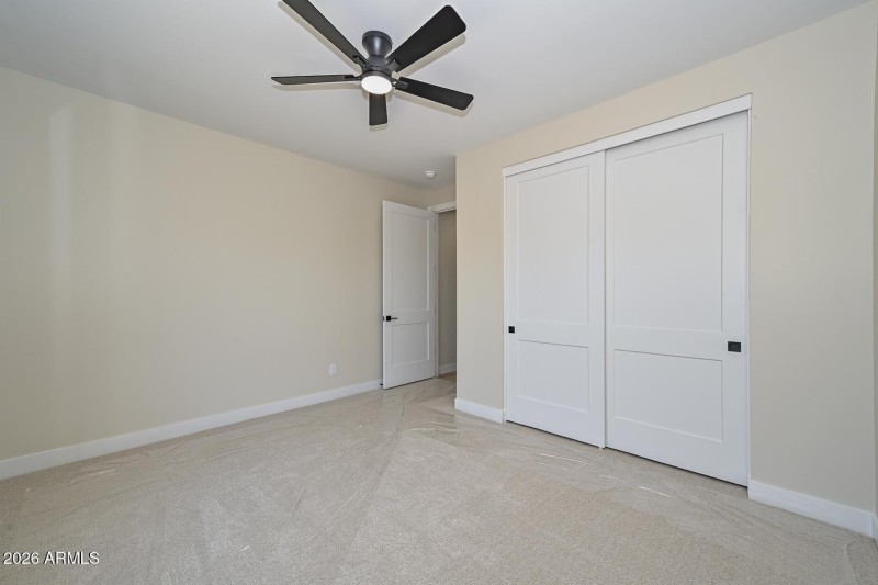 5th Bedroom2