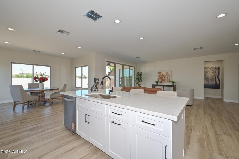 Kitchen-Island