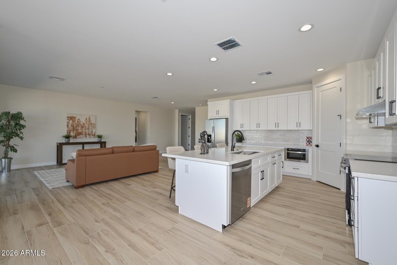 Kitchen-Great Room2