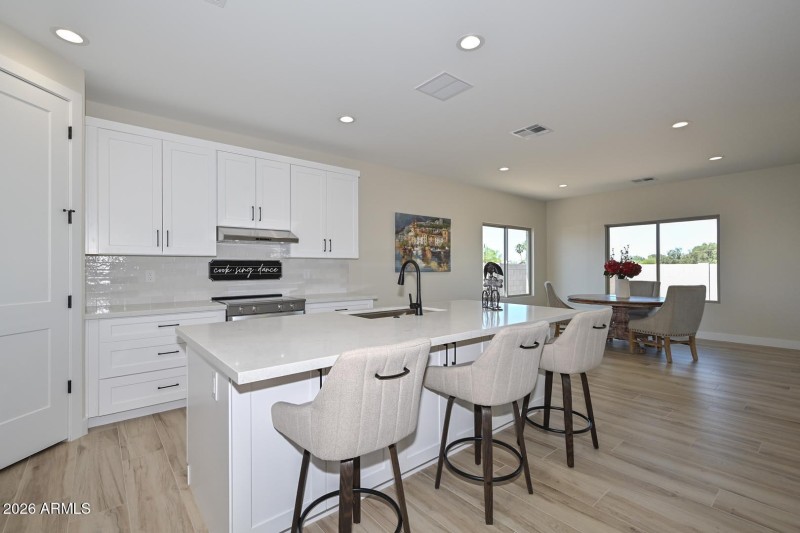Kitchen-Breakfast Room