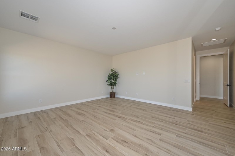 Primary Bedroom2