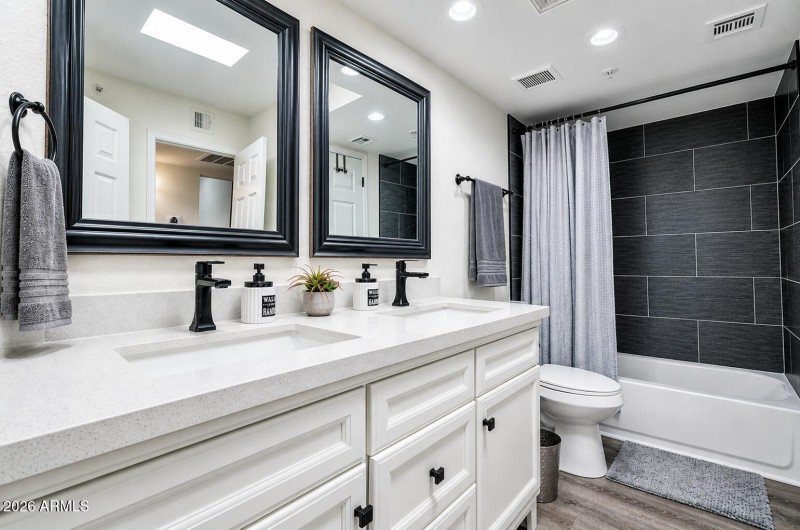 DUAL VANITIES!!