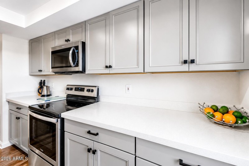 TOP OF THE LINE APPLIANCES!!