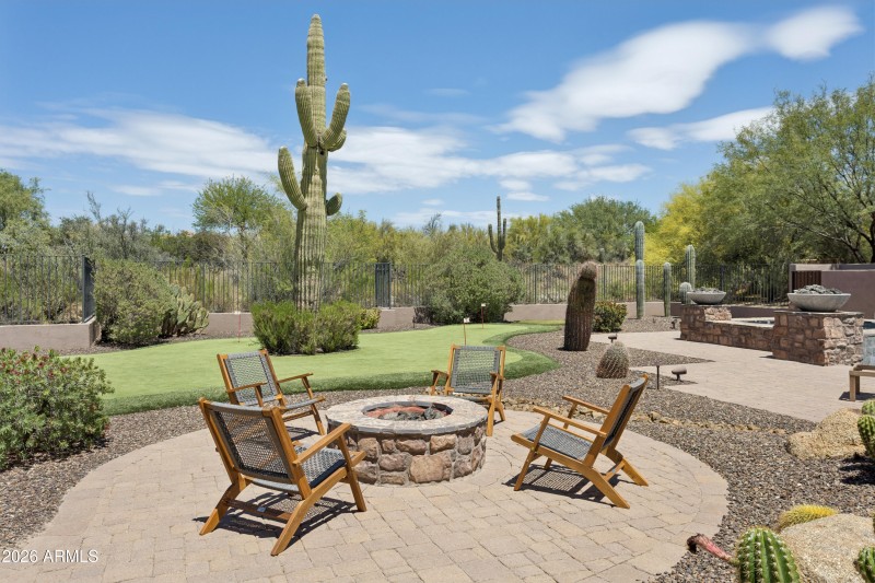 Firepit and Putting Green