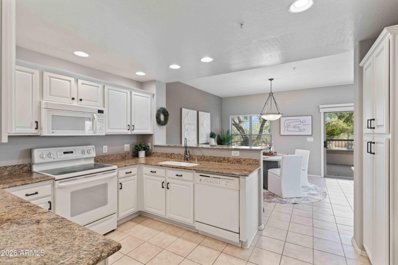 White Cabinets & Granite
