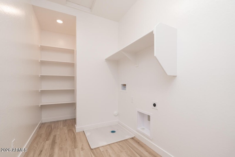 Tri Pointe Terraza 133 - Laundry-1MLS