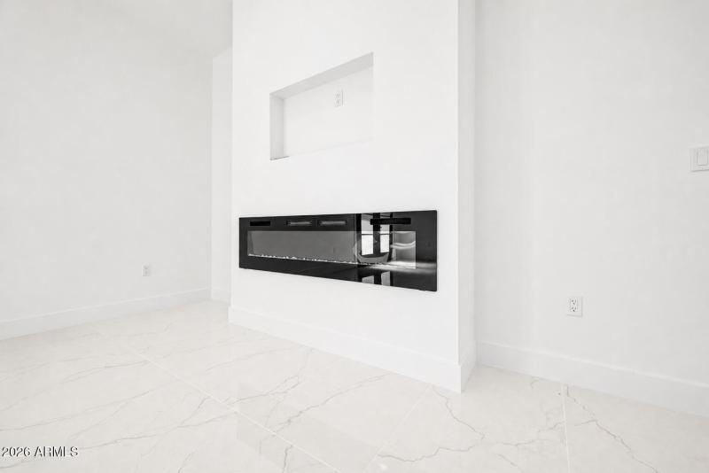Living Room - 3
