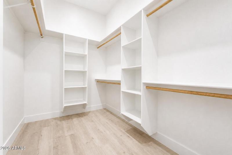 Master Walk In Closet
