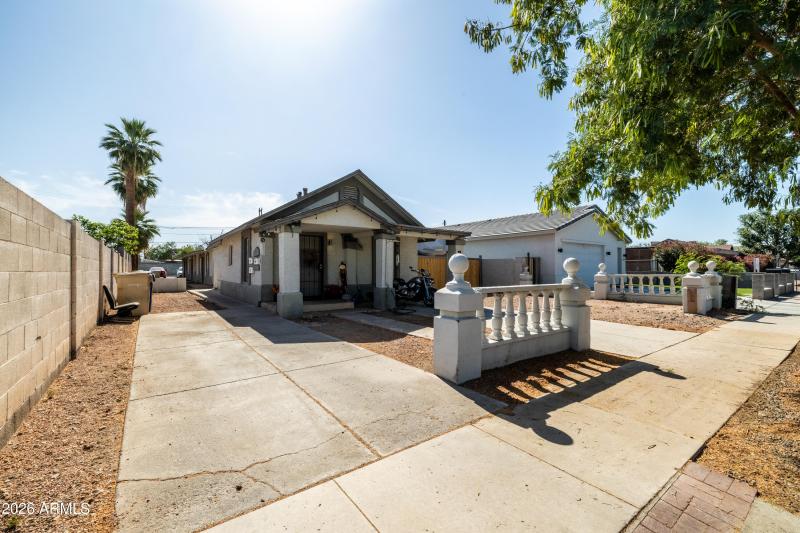 6739 N 61st Ave - Cody Leslie - 2026-28