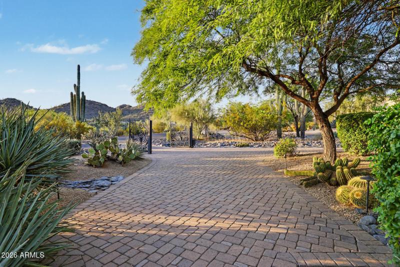 13-Canyon Ridge
