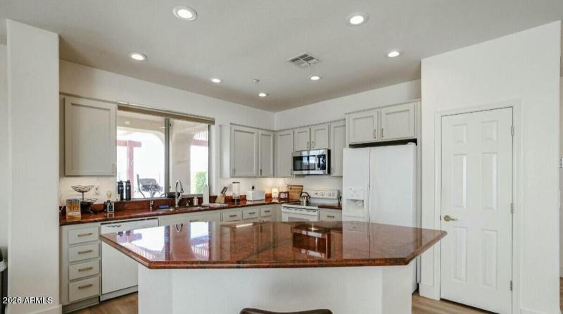 Spacious Island in Kitchen