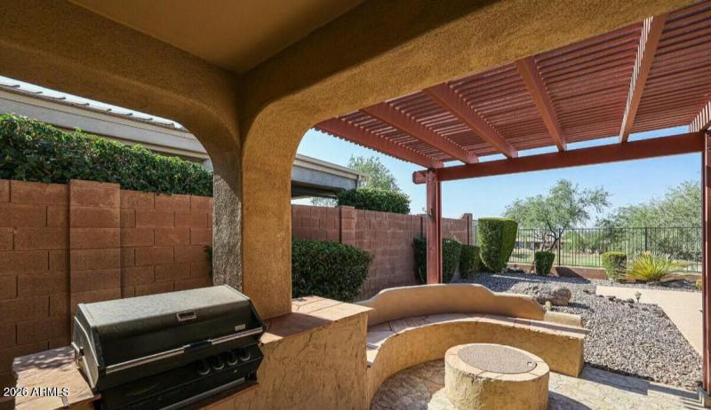 Built In BBQ and Firepit