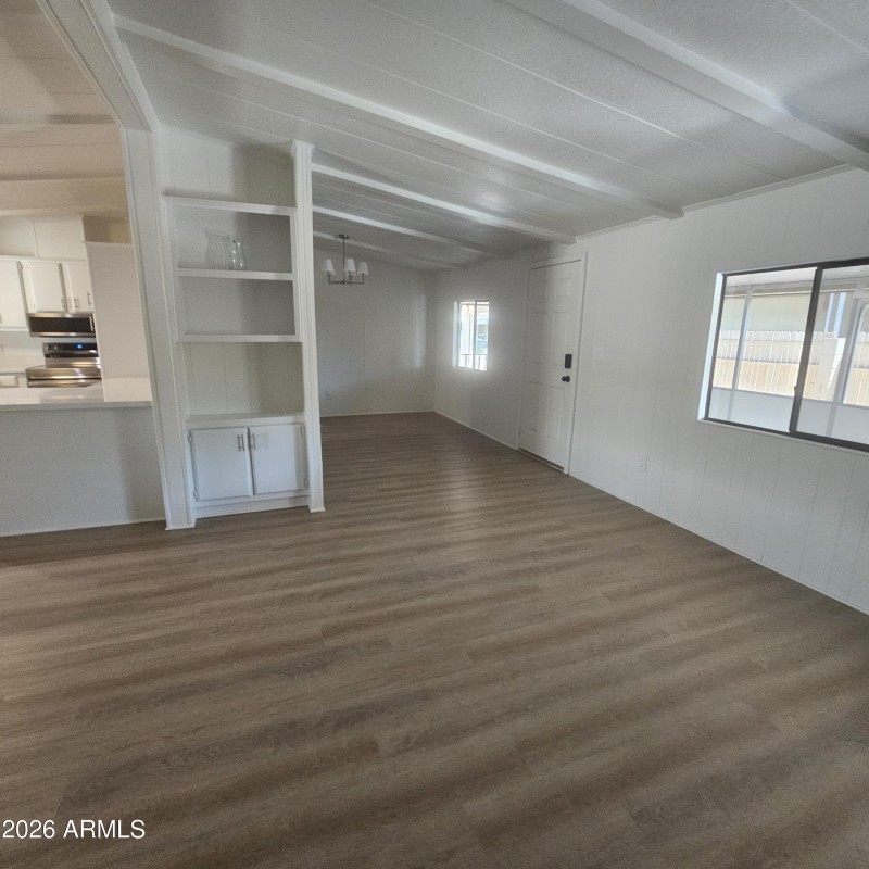 18028 living dining