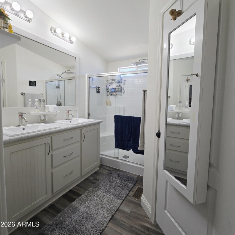 bathroom master