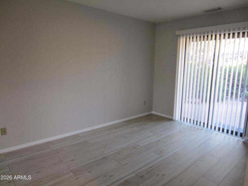 Photo #10