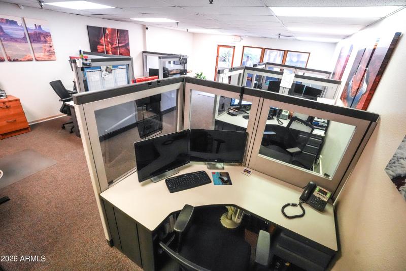 All work stations looking to entry