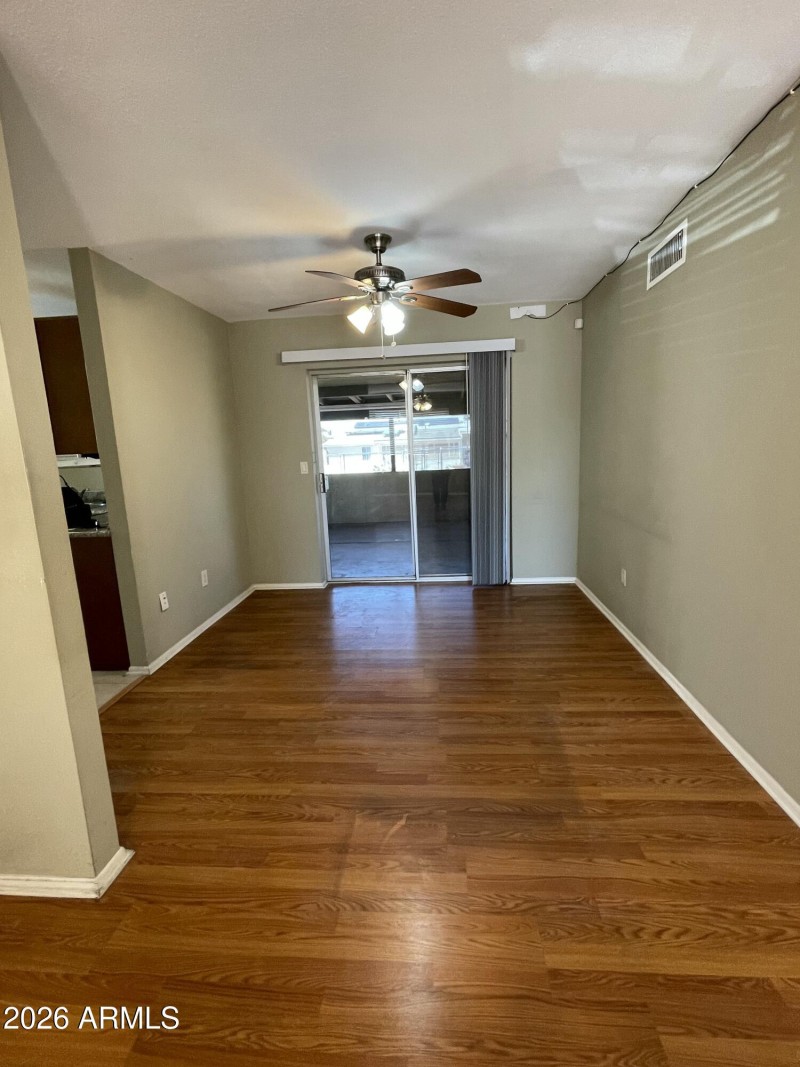 Dining Rm
