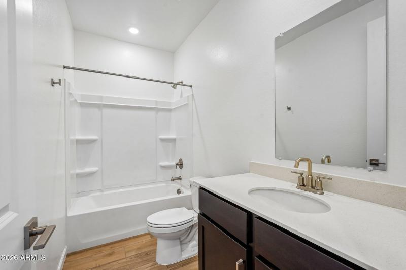 22-web-or-mls-W Camino de Oro-S0605-022
