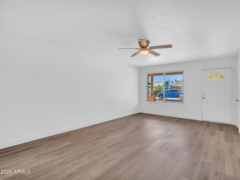02-Living-room-(3)