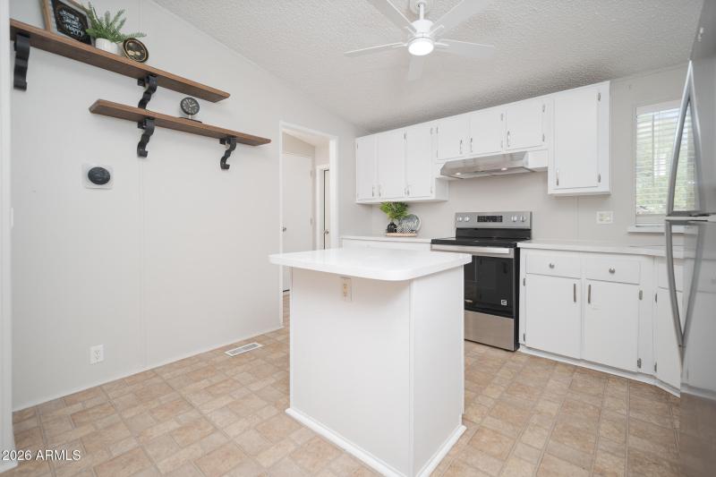 08_Kitchen_01