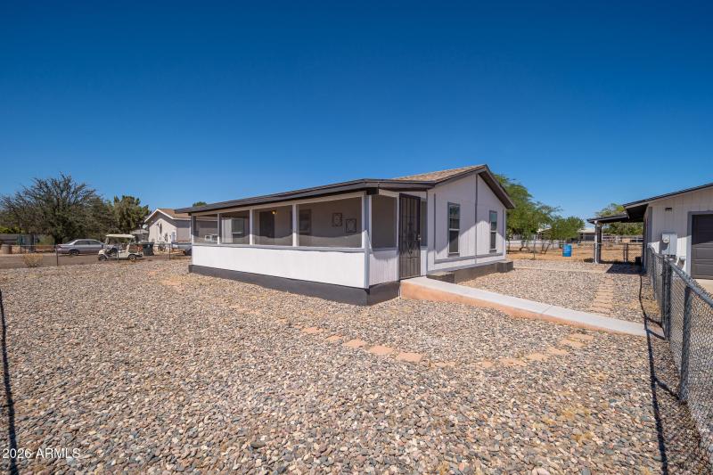 04_Exterior_01