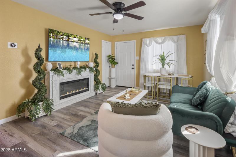 Clueless Living Room