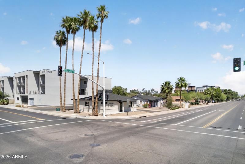Signalized intersection