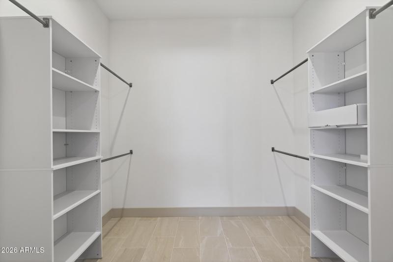 27) PRIMARY CLOSET