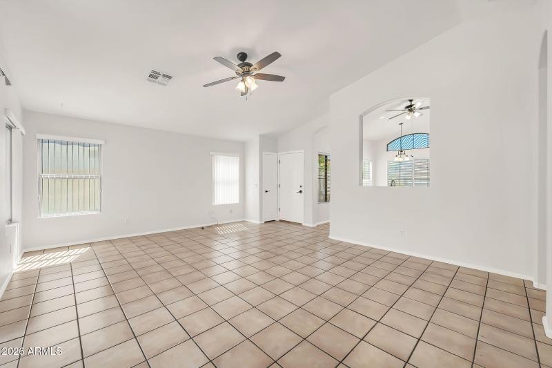 1284 W Kingbird Dr-5