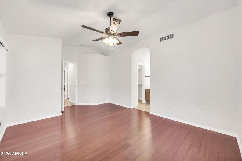 1284 W Kingbird Dr-17