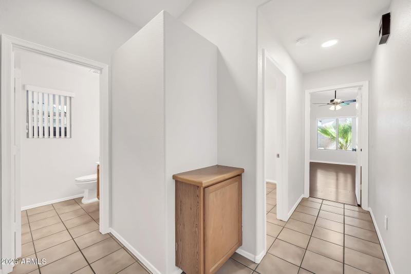 1284 W Kingbird Dr-25