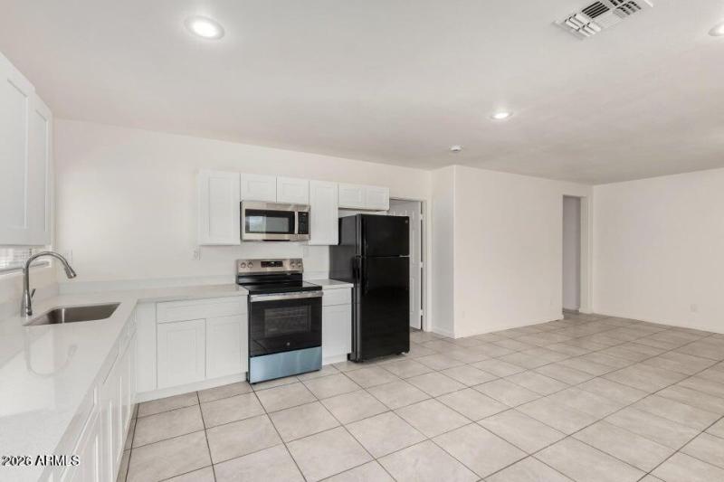 20250802054610065723000000-o
