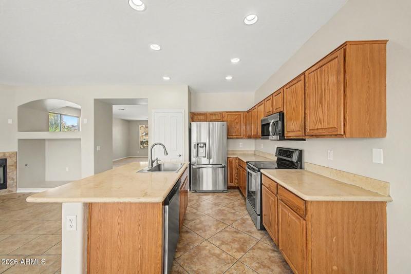Garnet WAY - Kitchen