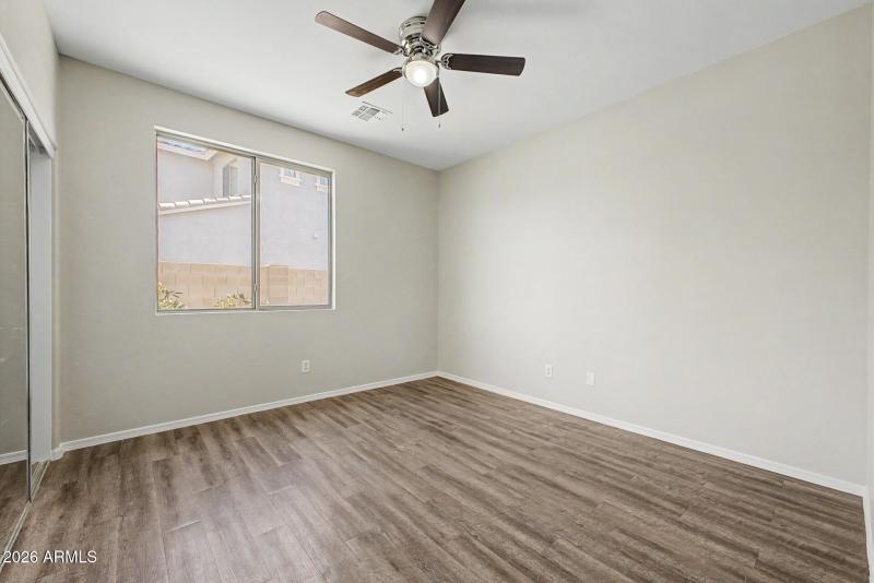 Garnet WAY - Bedroom 2