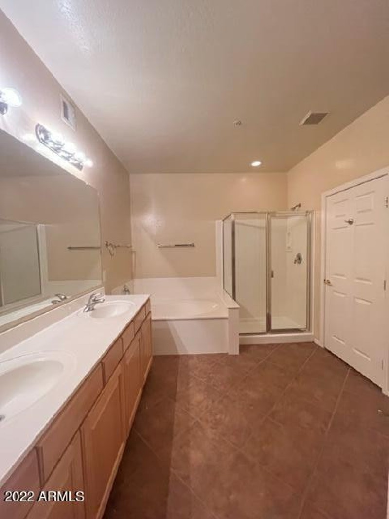 Photo #10