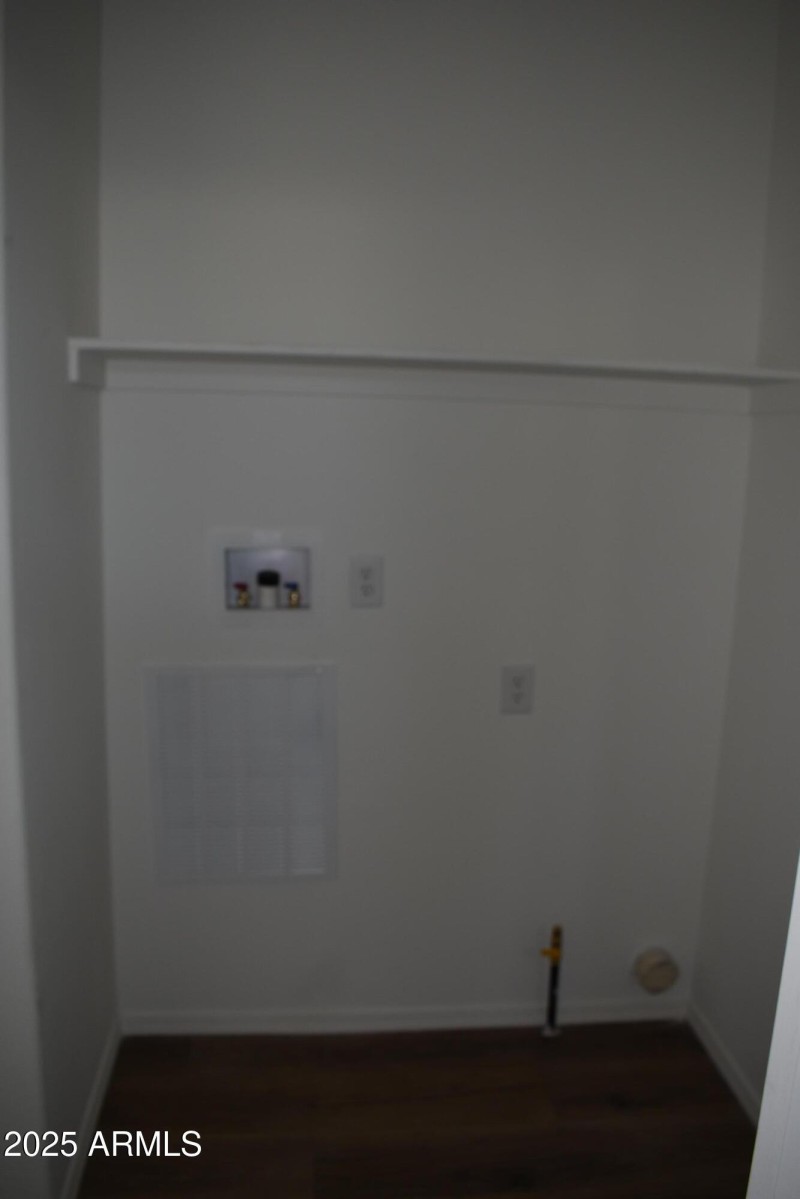 Photo #11