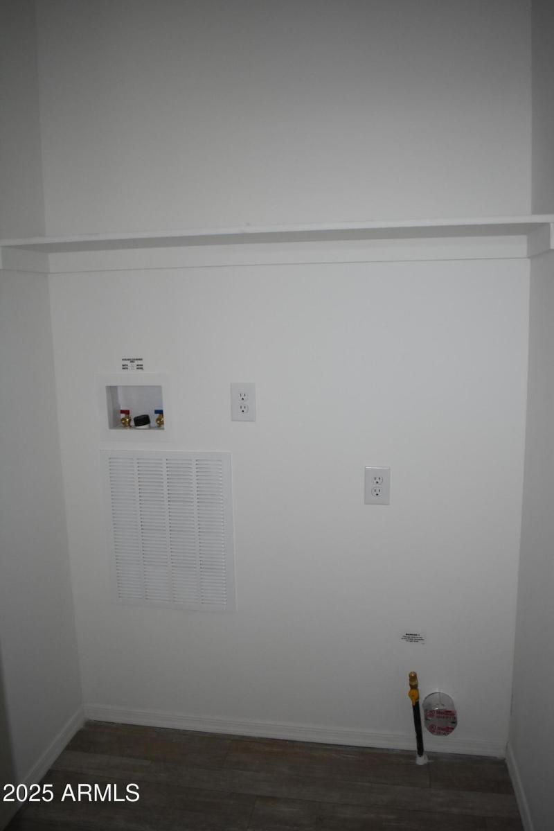Photo #16