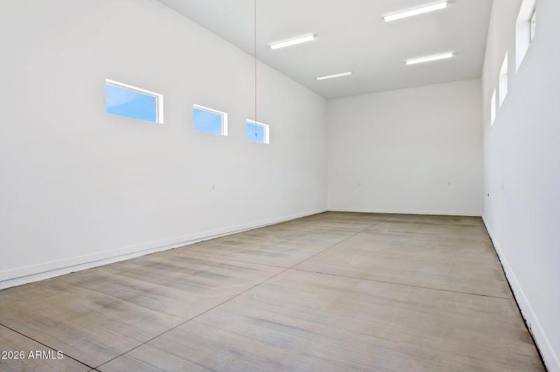 40-web-or-mls-13653-e-aloe-vera-dr - Cop