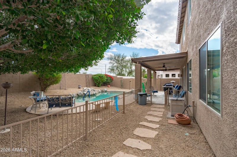 39-Backyard View