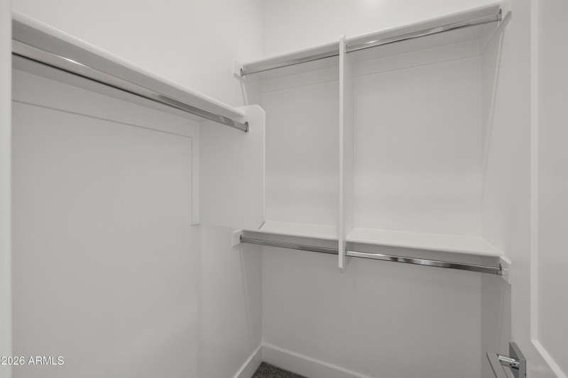 176-Closet
