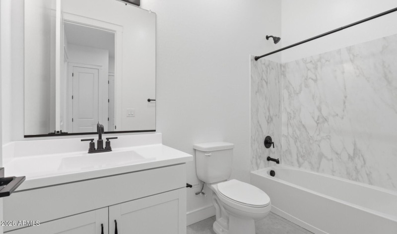 Edgewood Lot #142 Hall Bath (Large)