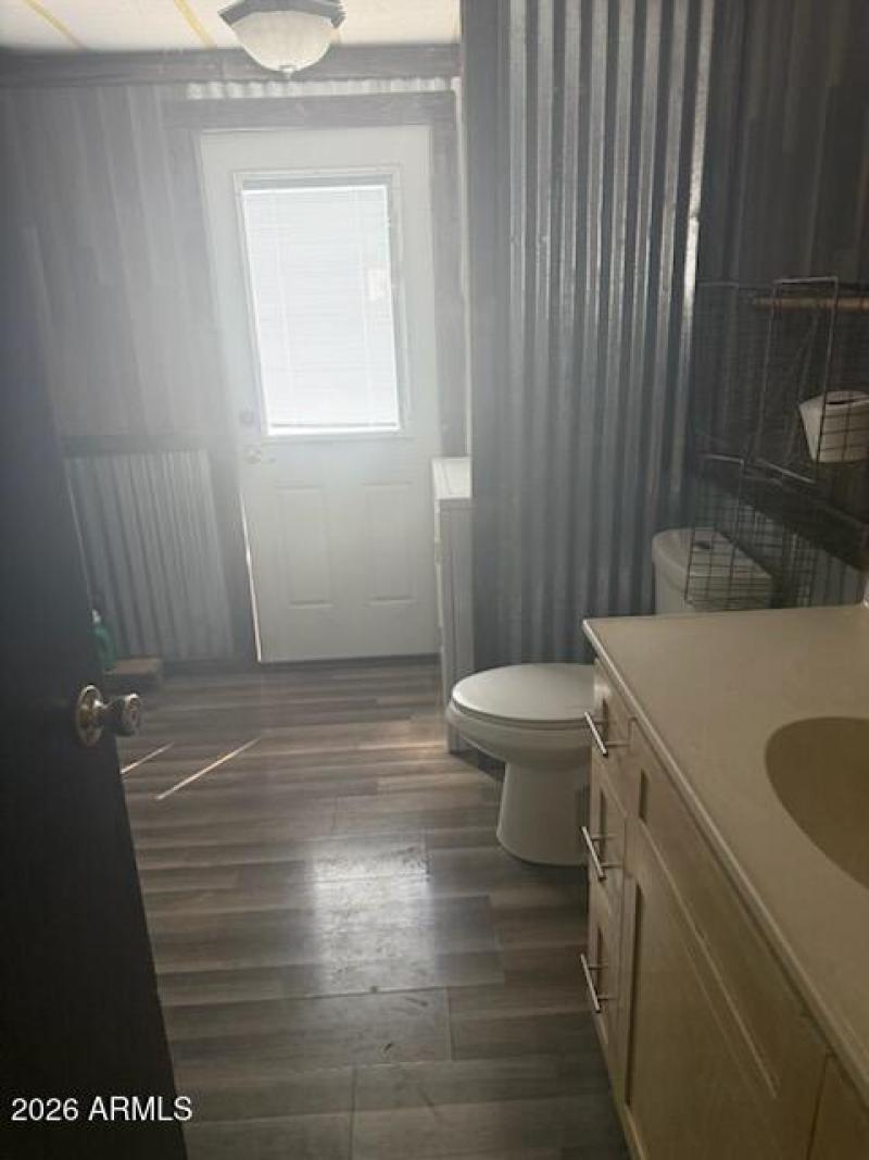 2151 Bath 1