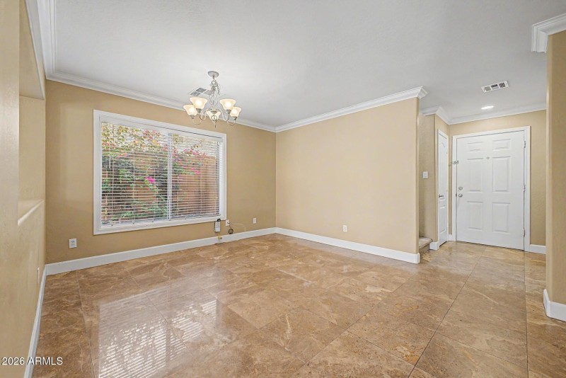 Dining/Bonus Area