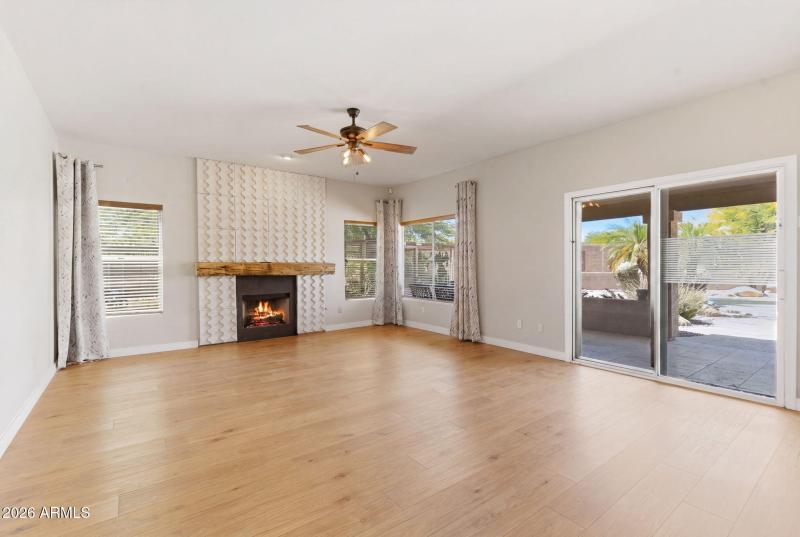 Living room with Fireplace