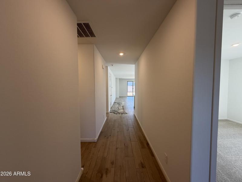 003 Foyer